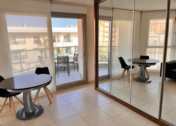Valencia Beach Apartments